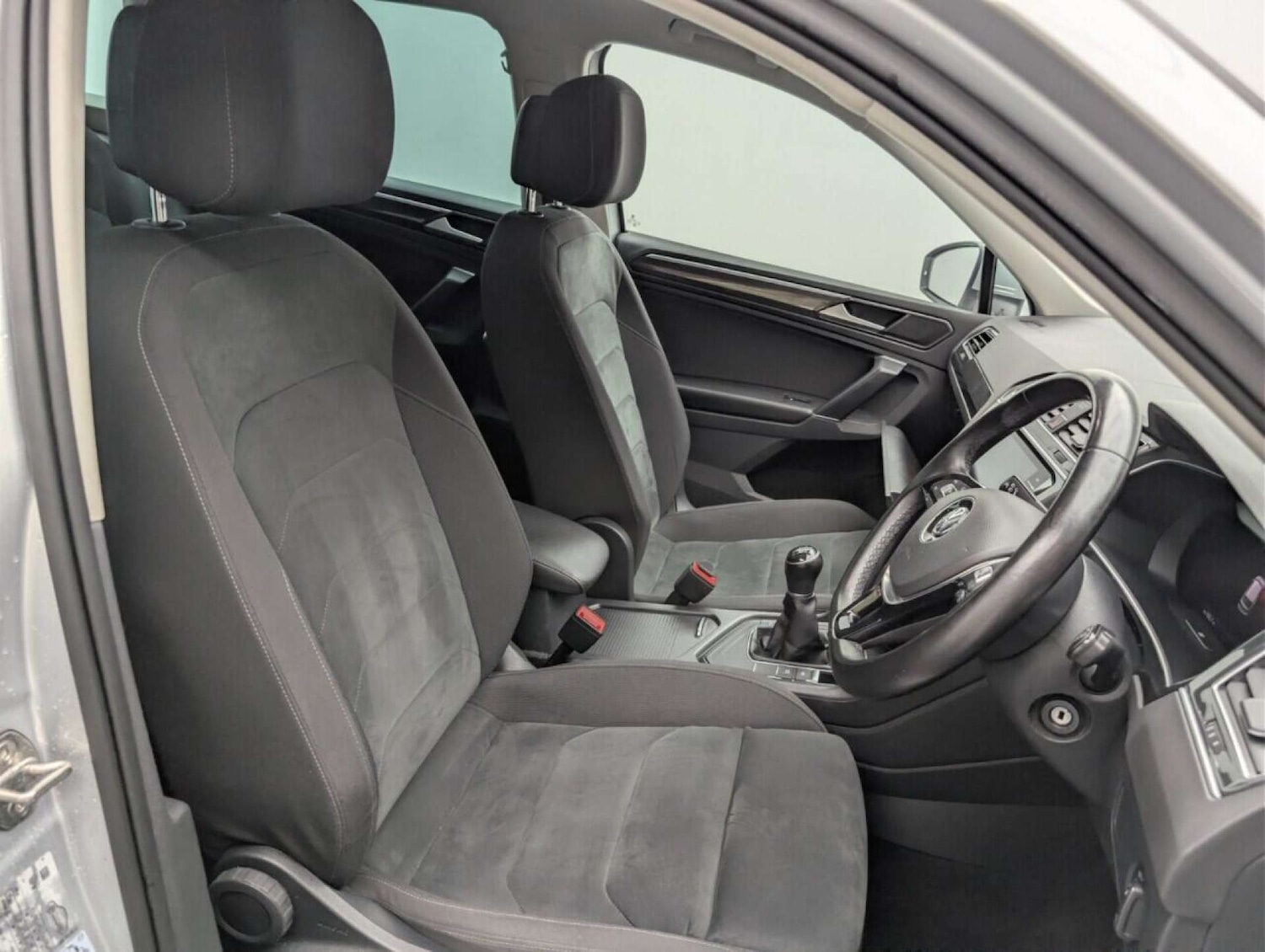 Used Volkswagen Tiguan 2018 for sale - 77714027: Photo 12