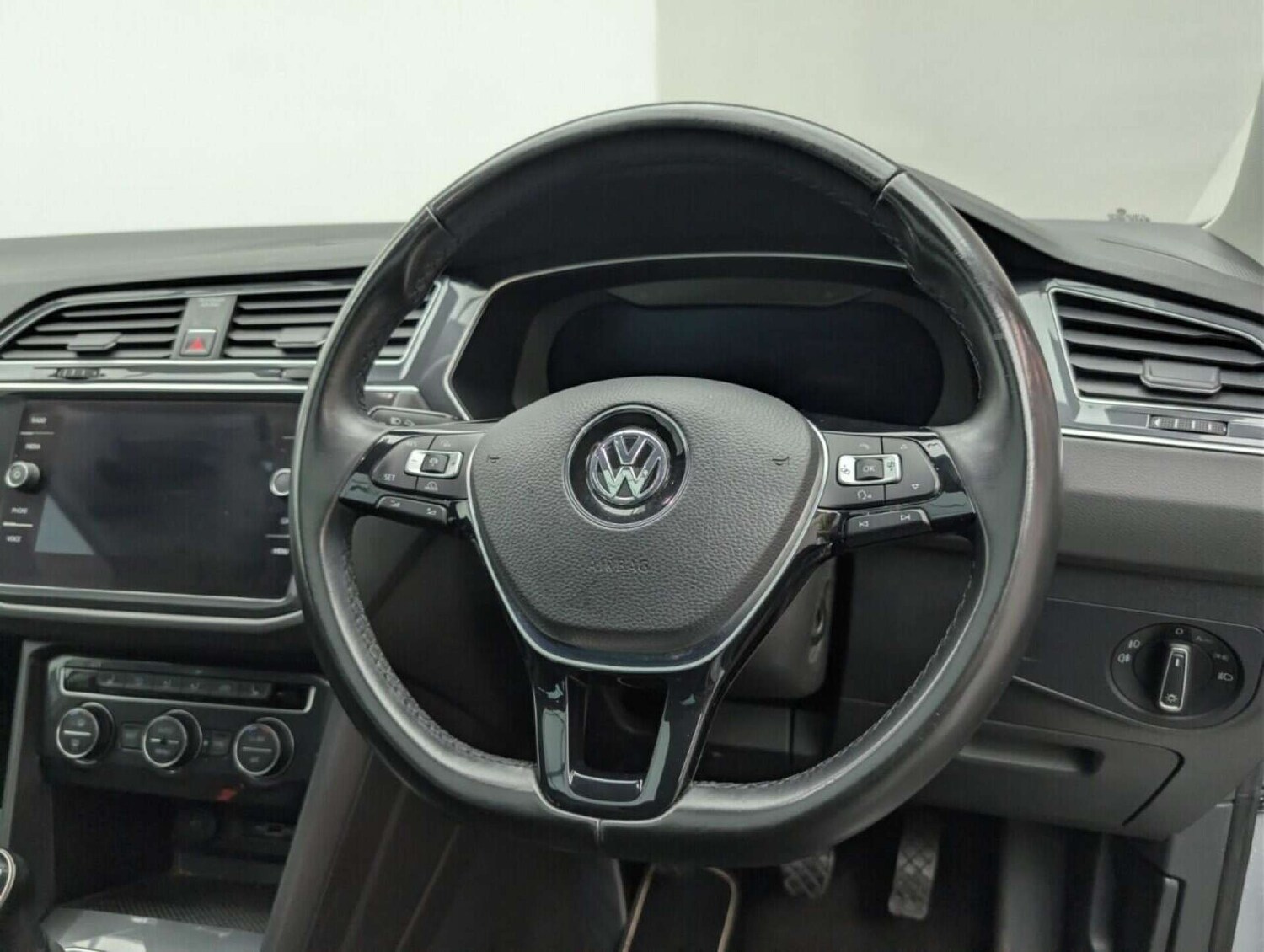 Used Volkswagen Tiguan 2018 for sale - 77714027: Photo 20