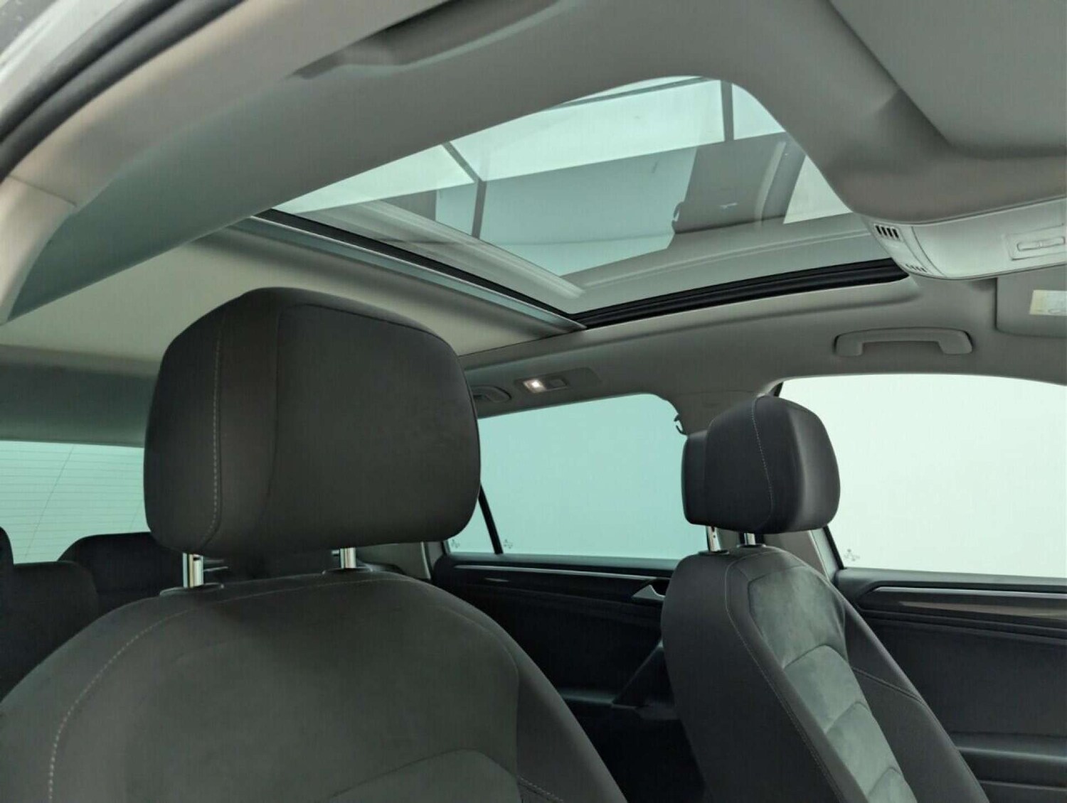 Used Volkswagen Tiguan 2018 for sale - 77714027: Photo 21