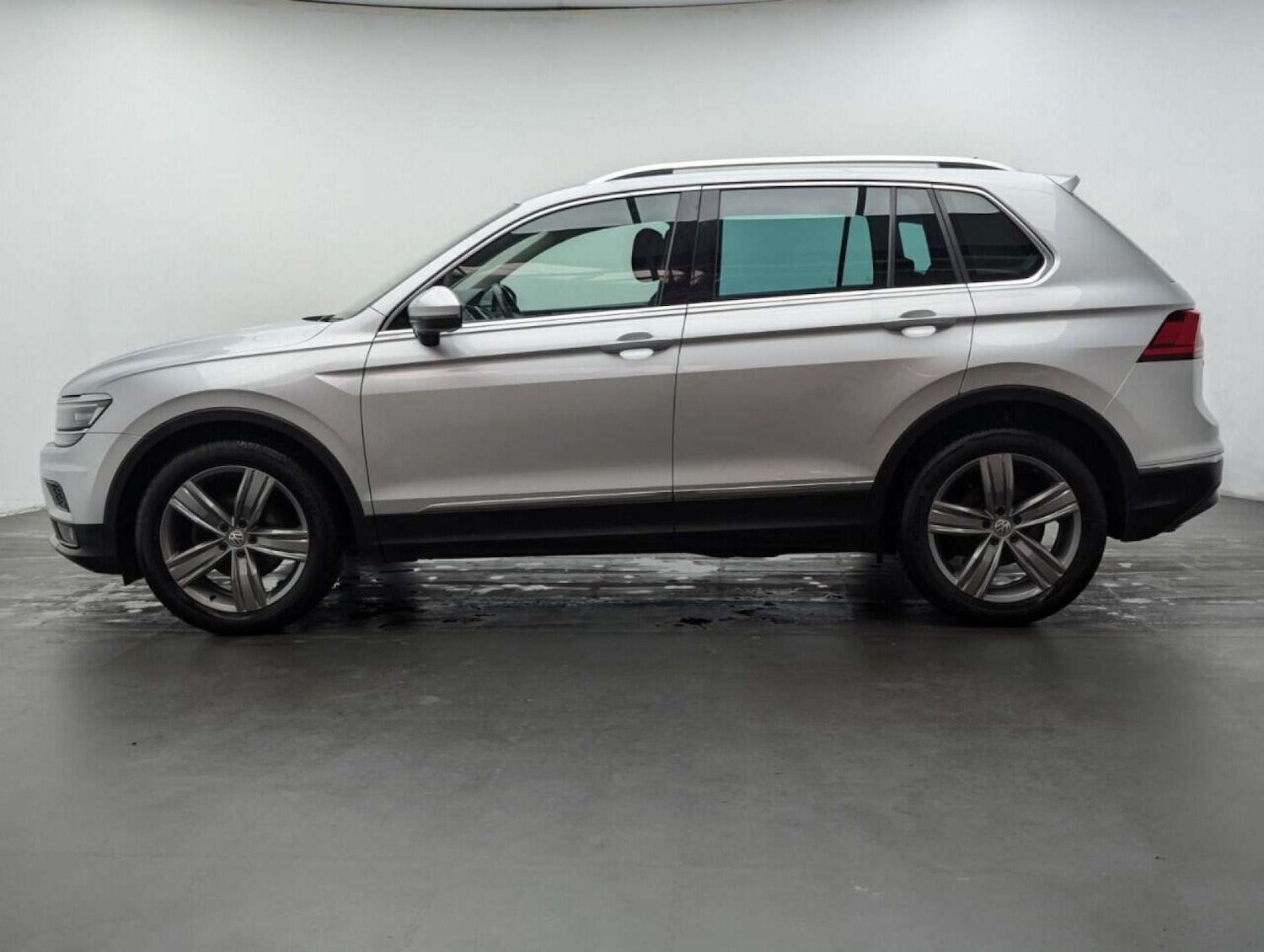 Used Volkswagen Tiguan 2018 for sale - 77714027: Photo 5