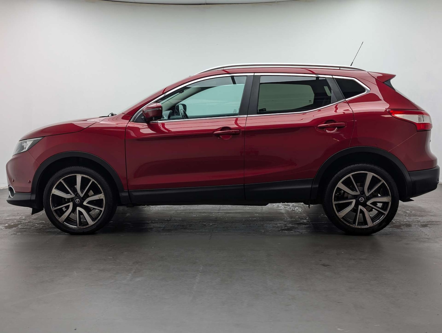 Used Nissan Qashqai 2016 for sale - 77789089: Photo 8