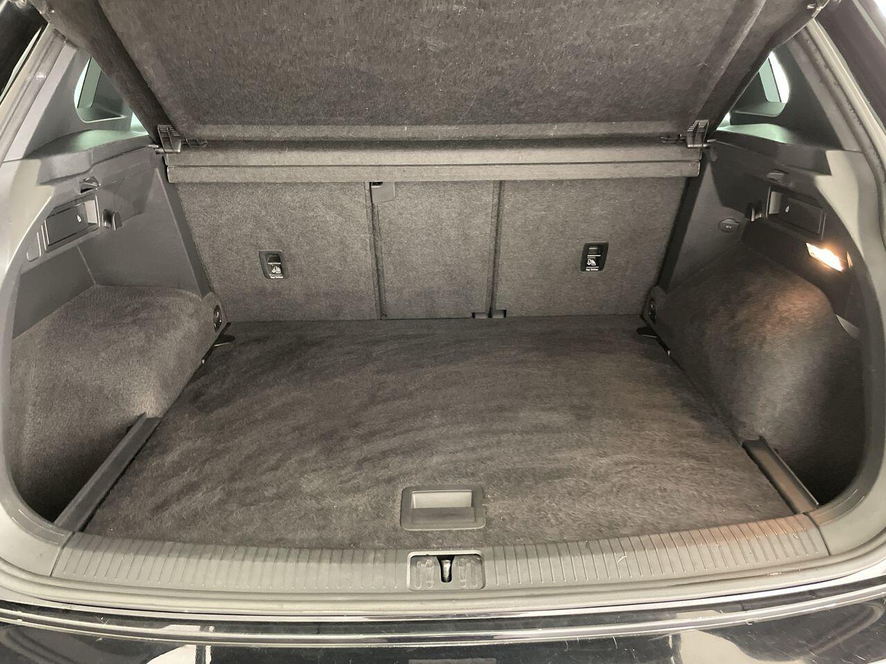 Used Volkswagen Tiguan 2017 for sale - 76499243: Photo 39