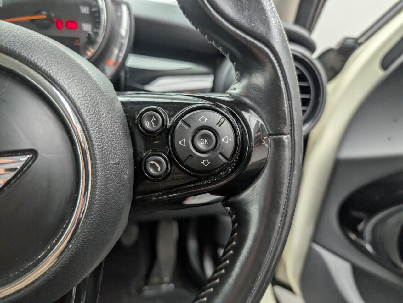 Used MINI Hatch 2018 for sale - 76780815: Photo 18