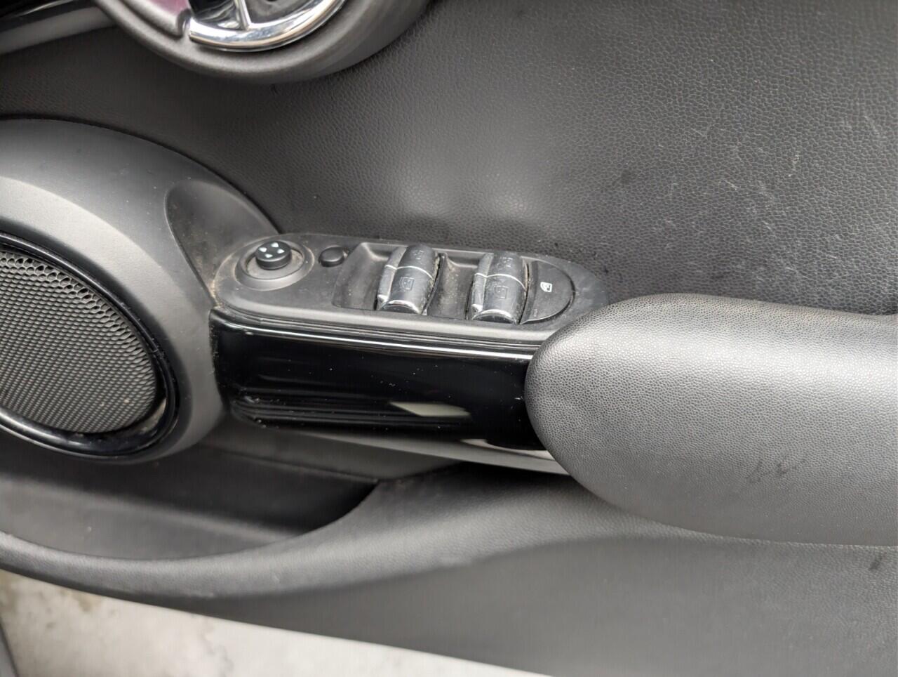 Used MINI Hatch 2018 for sale - 76780815: Photo 20