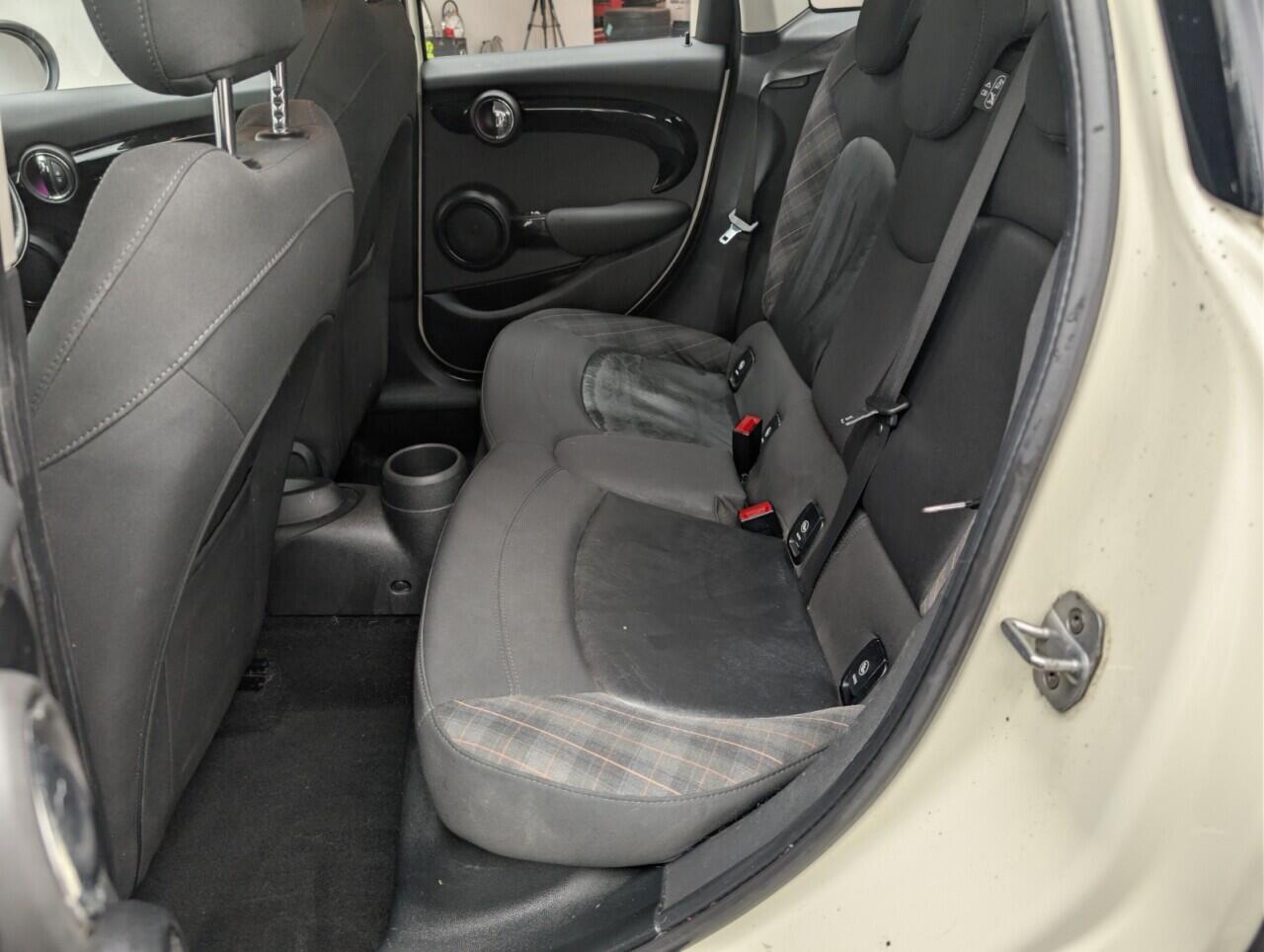 Used MINI Hatch 2018 for sale - 76780815: Photo 26