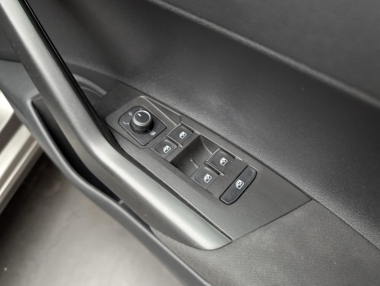 Used Volkswagen Polo 2018 for sale - 76780889: Photo 22