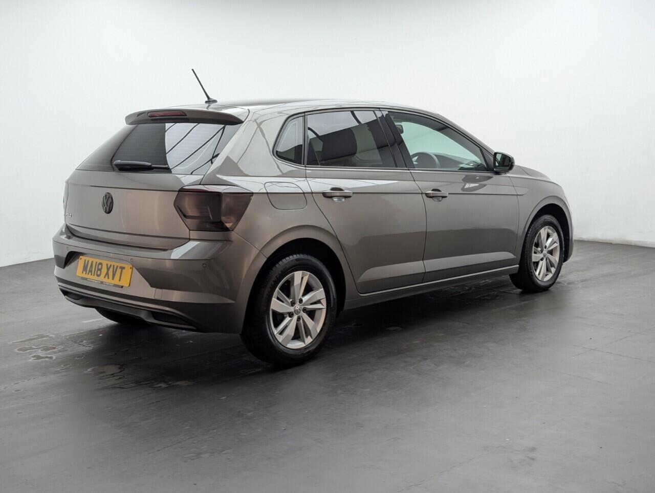 Used Volkswagen Polo 2018 for sale - 76780889: Photo 8