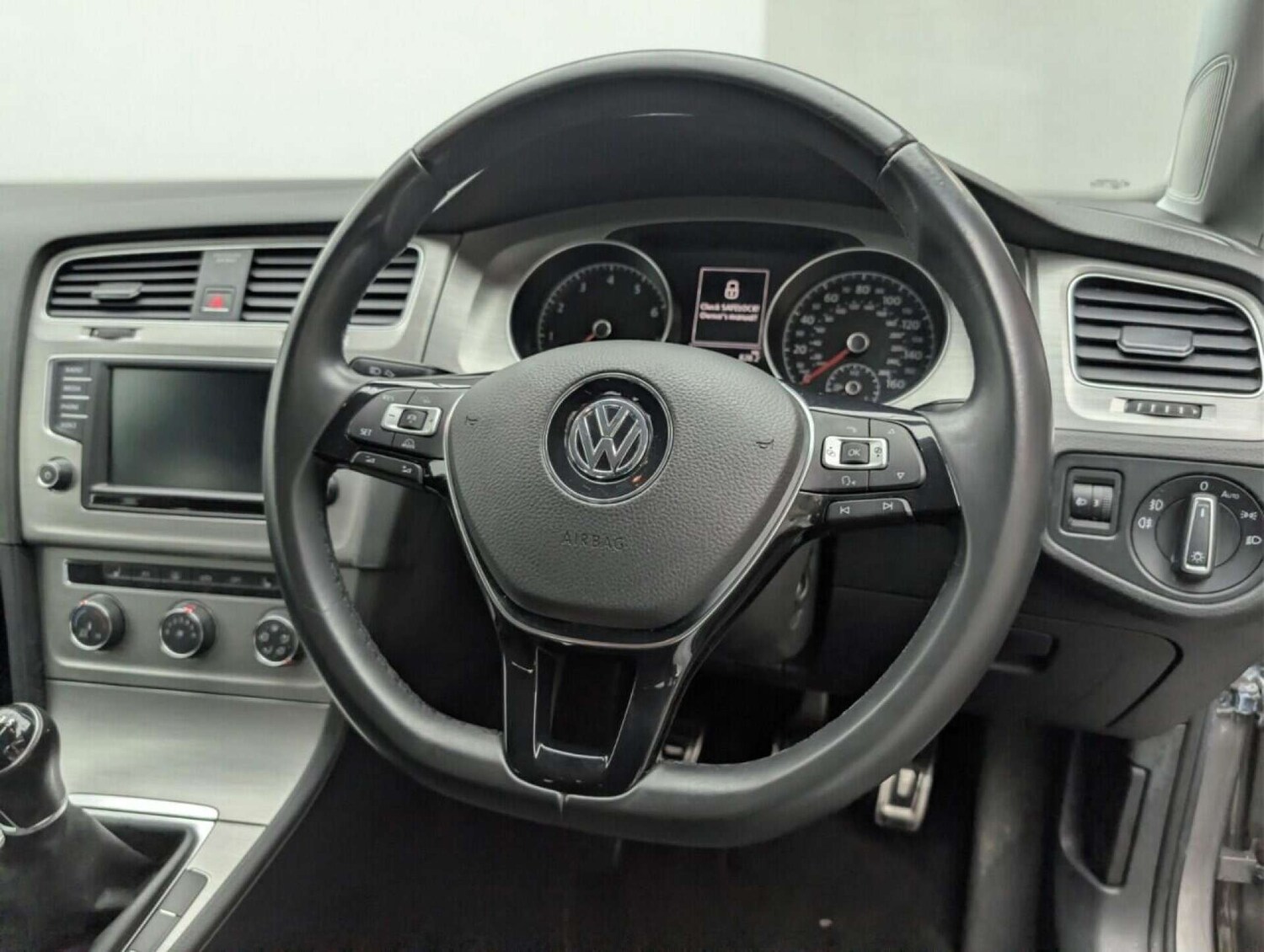 Used Volkswagen Golf 2016 for sale - 77714589: Photo 20