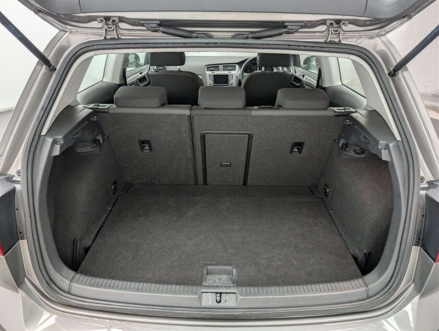 Used Volkswagen Golf 2016 for sale - 77714589: Photo 22