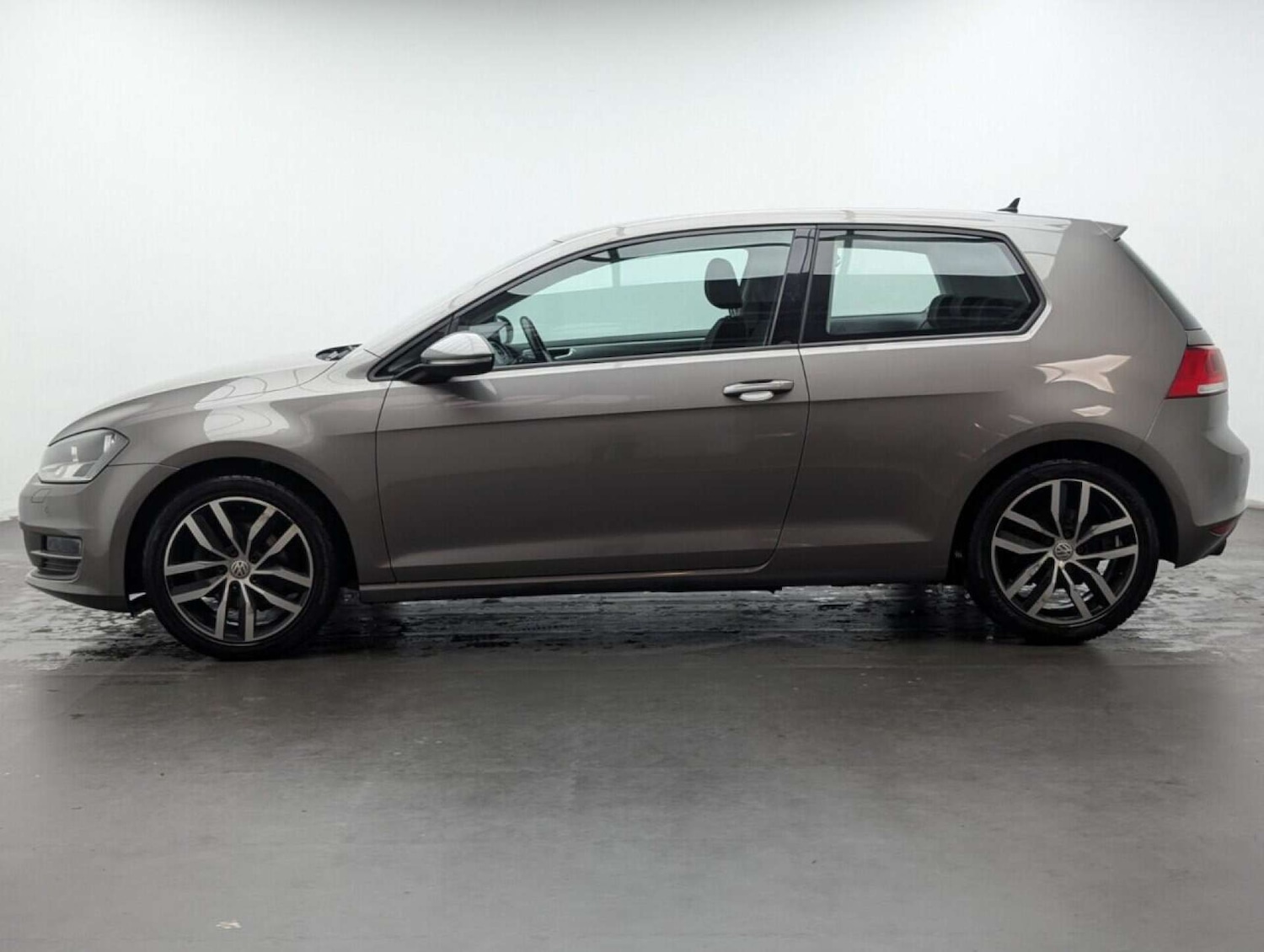 Used Volkswagen Golf 2016 for sale - 77714589: Photo 5