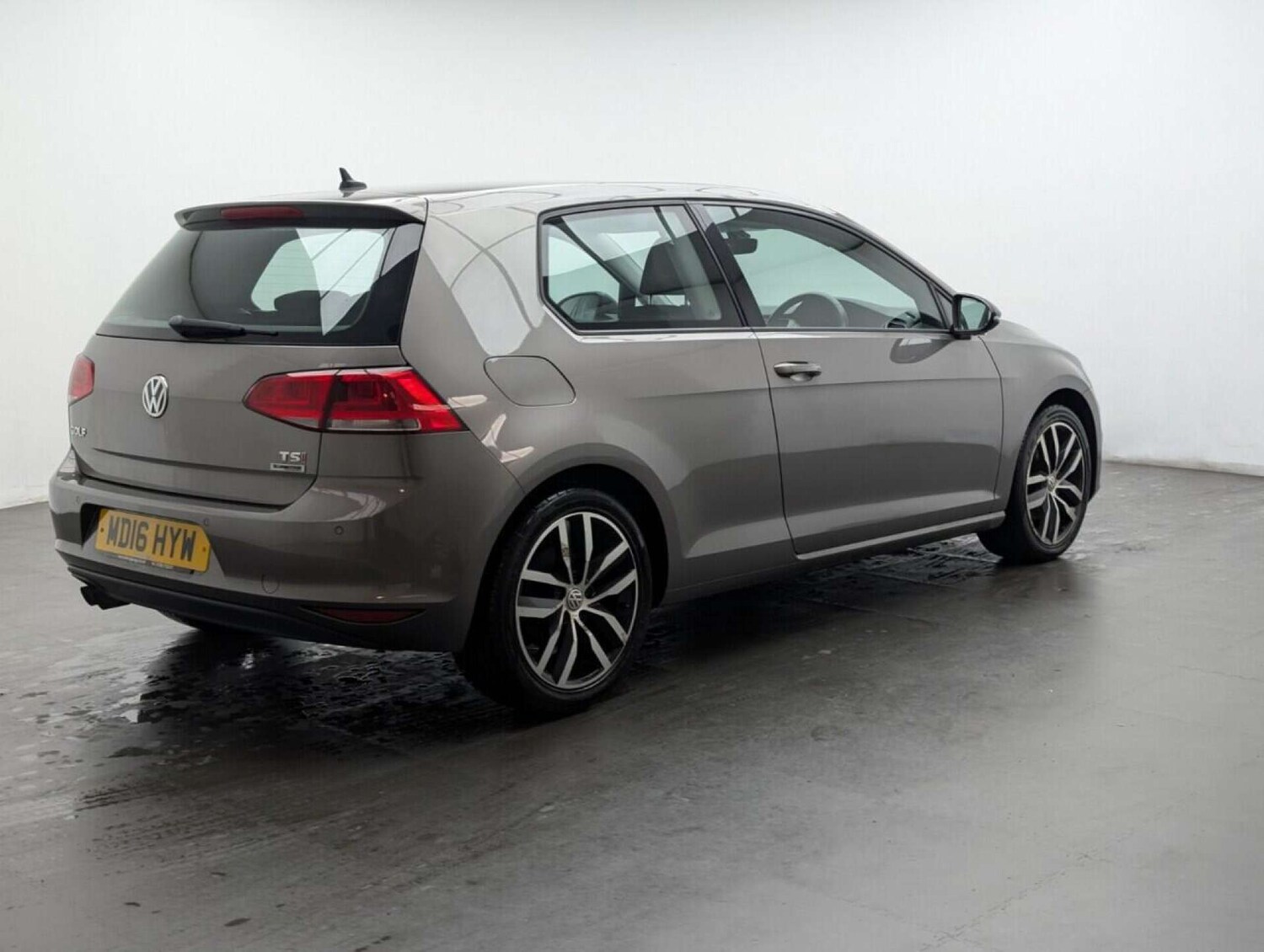 Used Volkswagen Golf 2016 for sale - 77714589: Photo 8