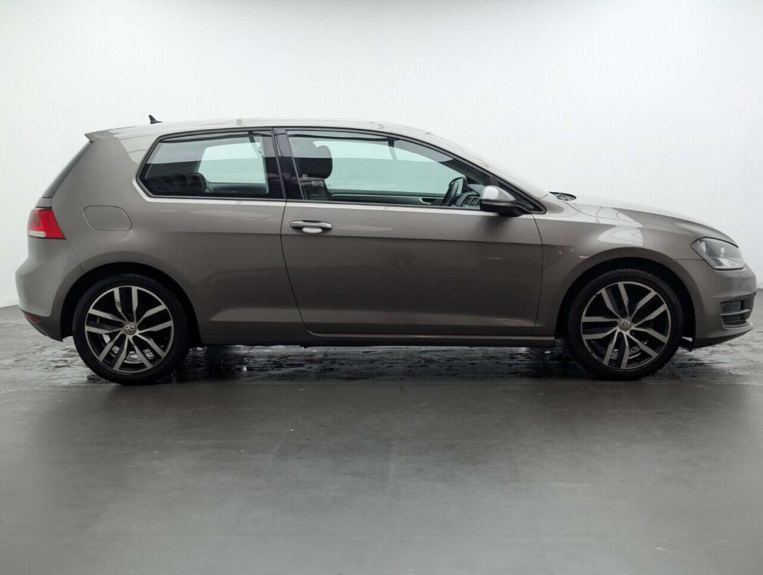 Used Volkswagen Golf 2016 for sale - 77714589: Photo 9