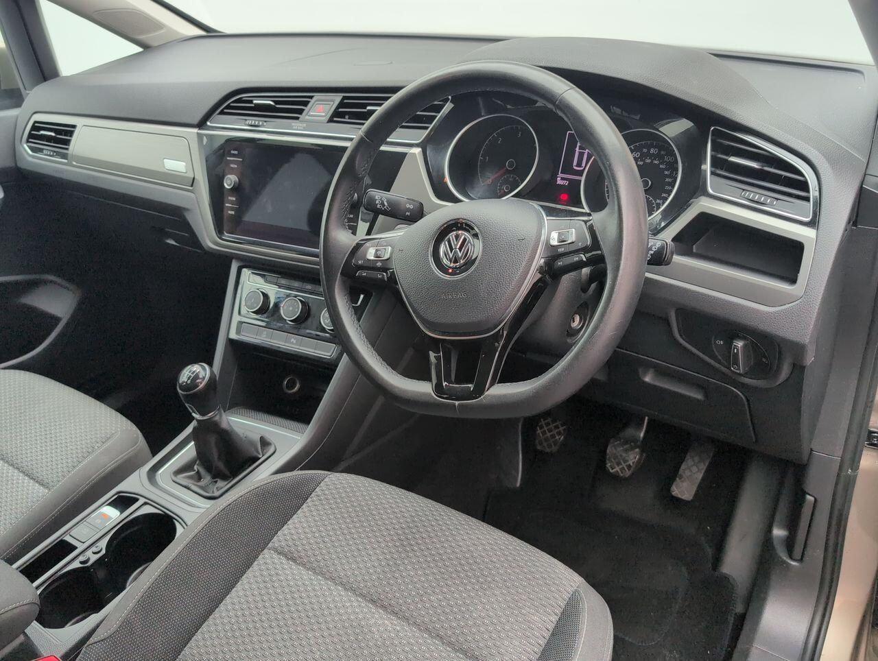 Used Volkswagen Touran 2019 for sale - 76423137: Photo 11