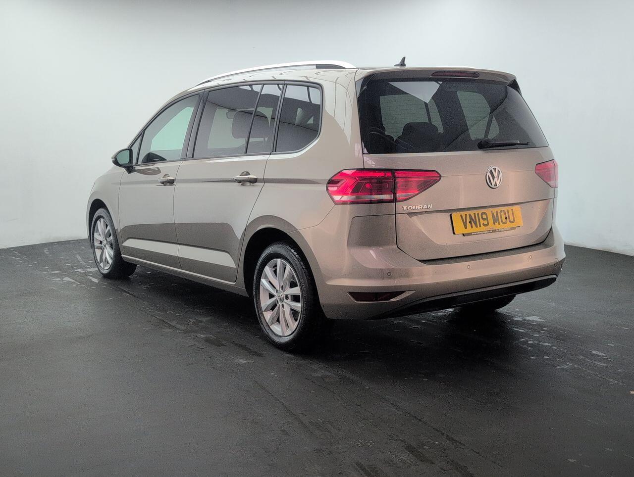 Used Volkswagen Touran 2019 for sale - 76423137: Photo 6