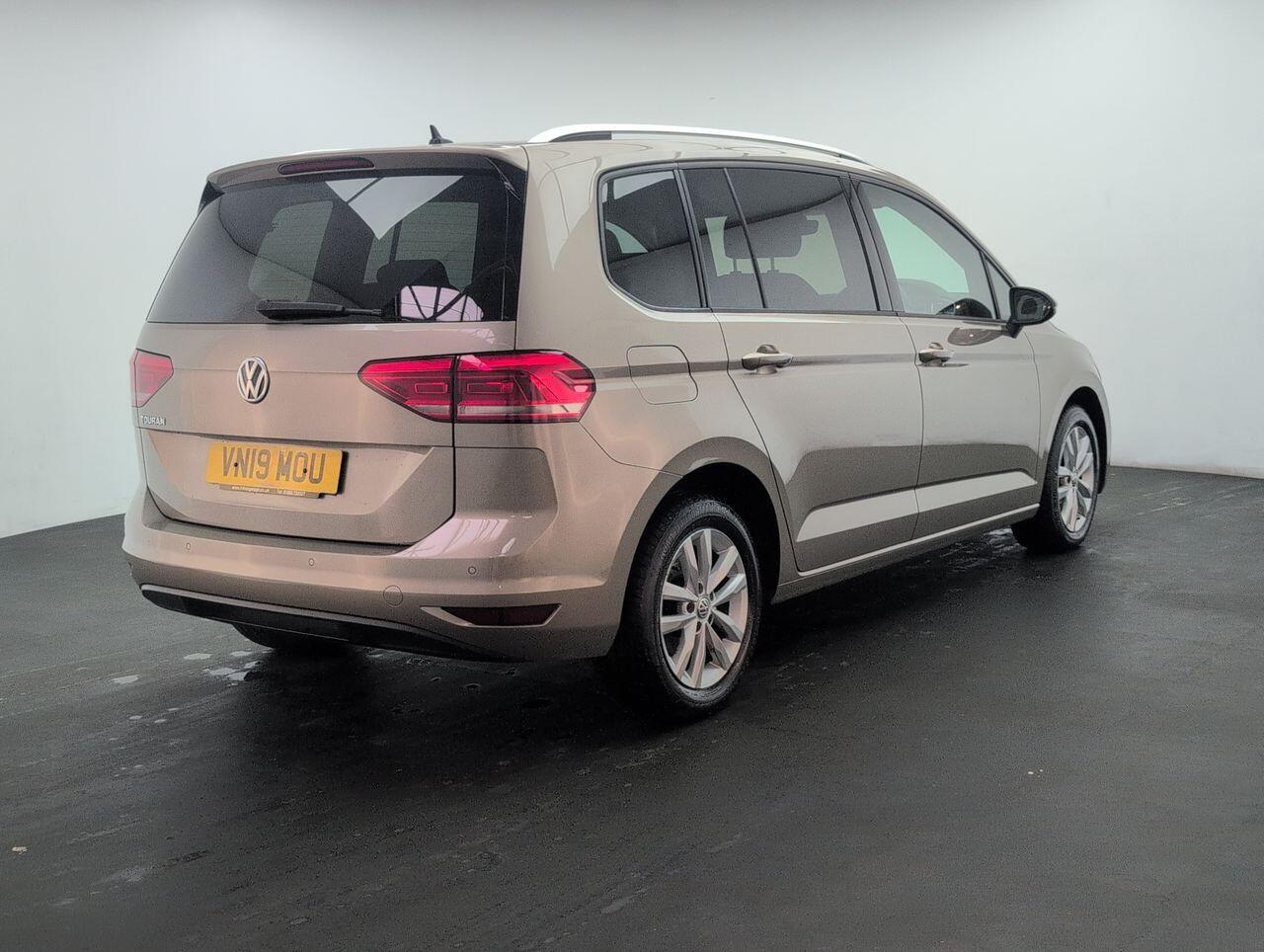 Used Volkswagen Touran 2019 for sale - 76423137: Photo 8