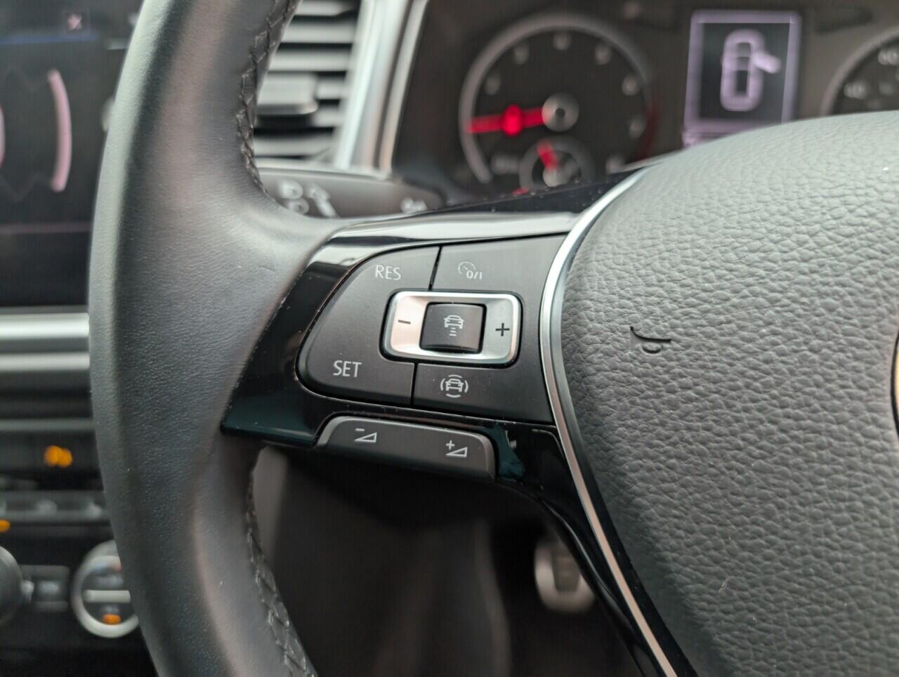 Used Volkswagen T-Roc 2021 for sale - 76424113: Photo 19