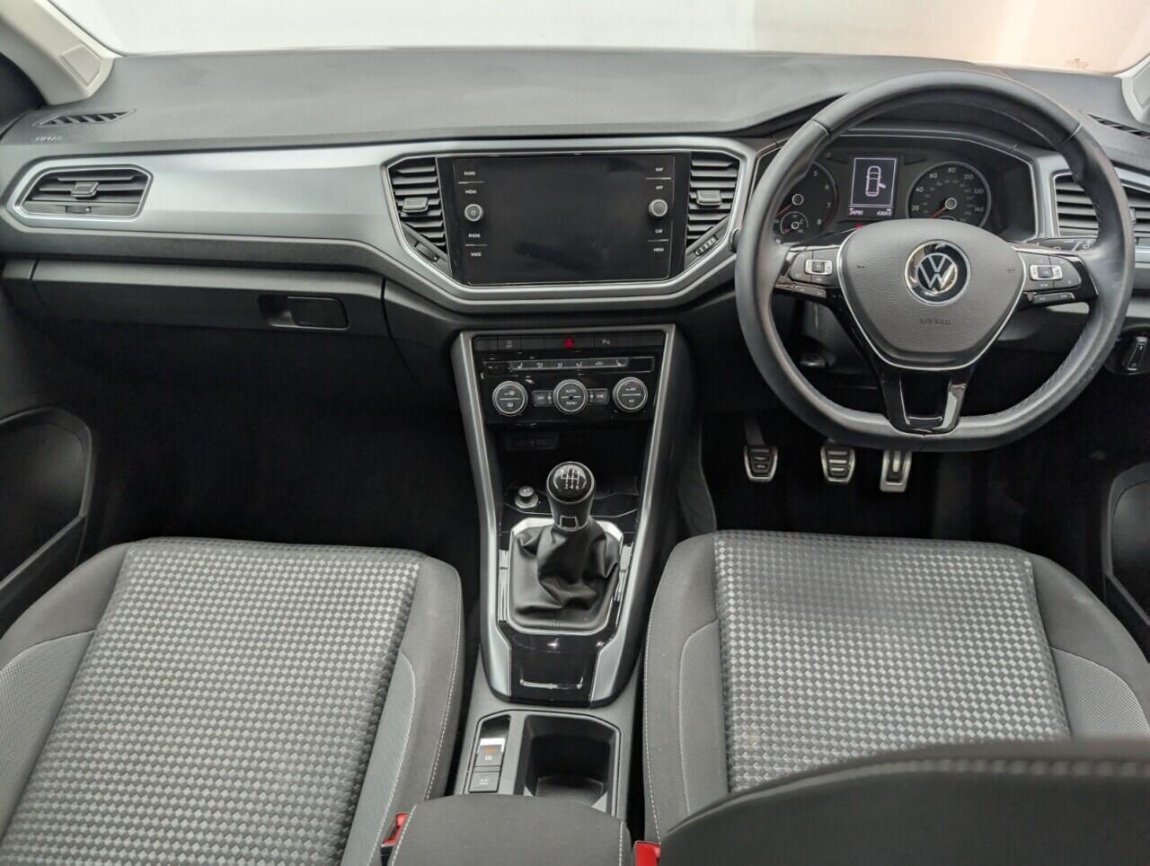 Used Volkswagen T-Roc 2021 for sale - 76424113: Photo 24