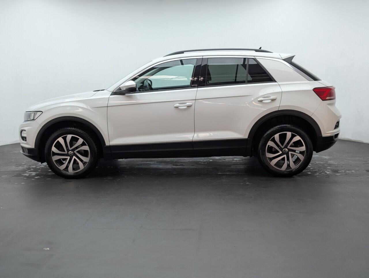 Used Volkswagen T-Roc 2021 for sale - 76424113: Photo 5