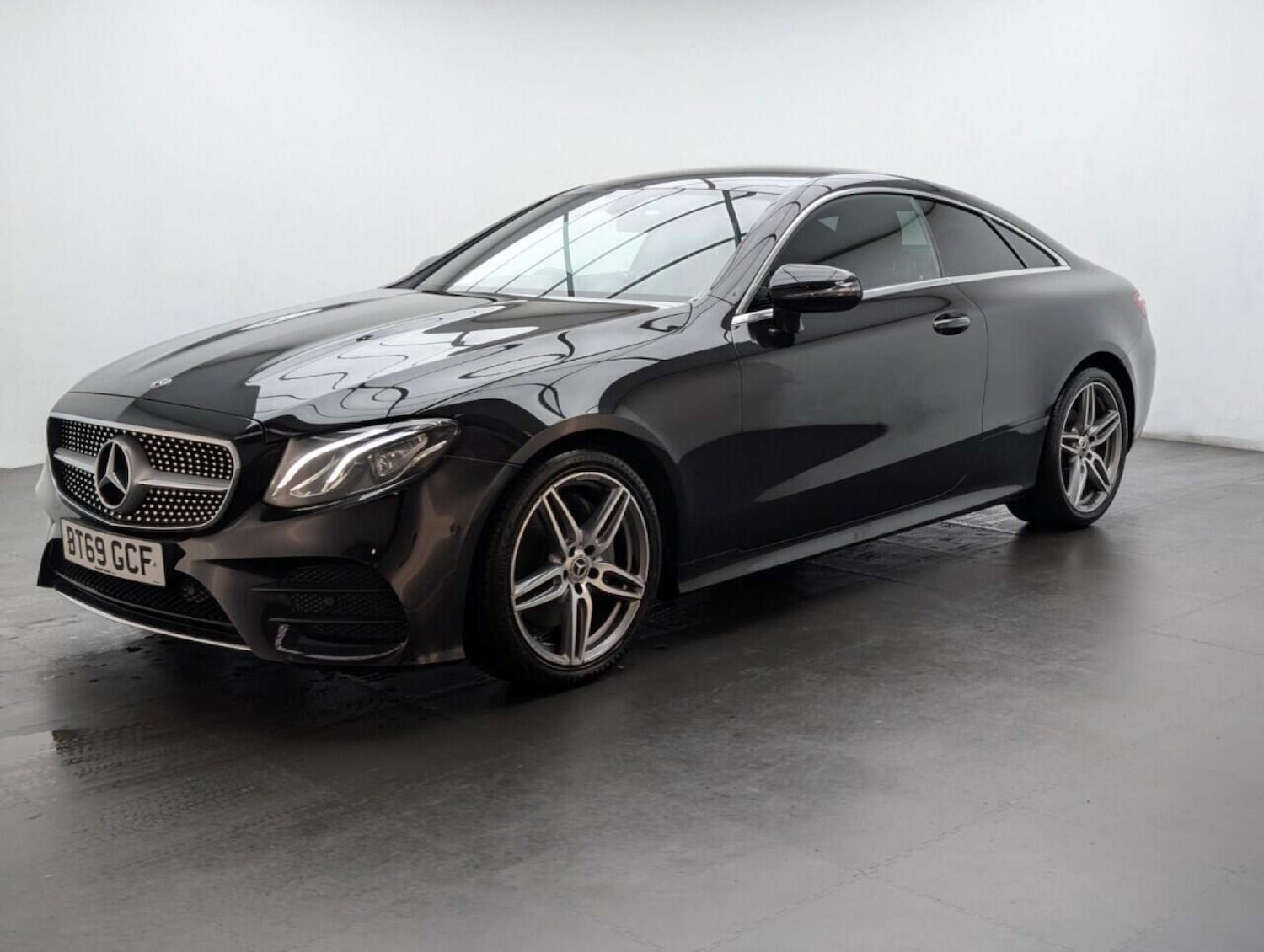 Used Mercedes-Benz E Class 2019 for sale - 77713659: Photo 4
