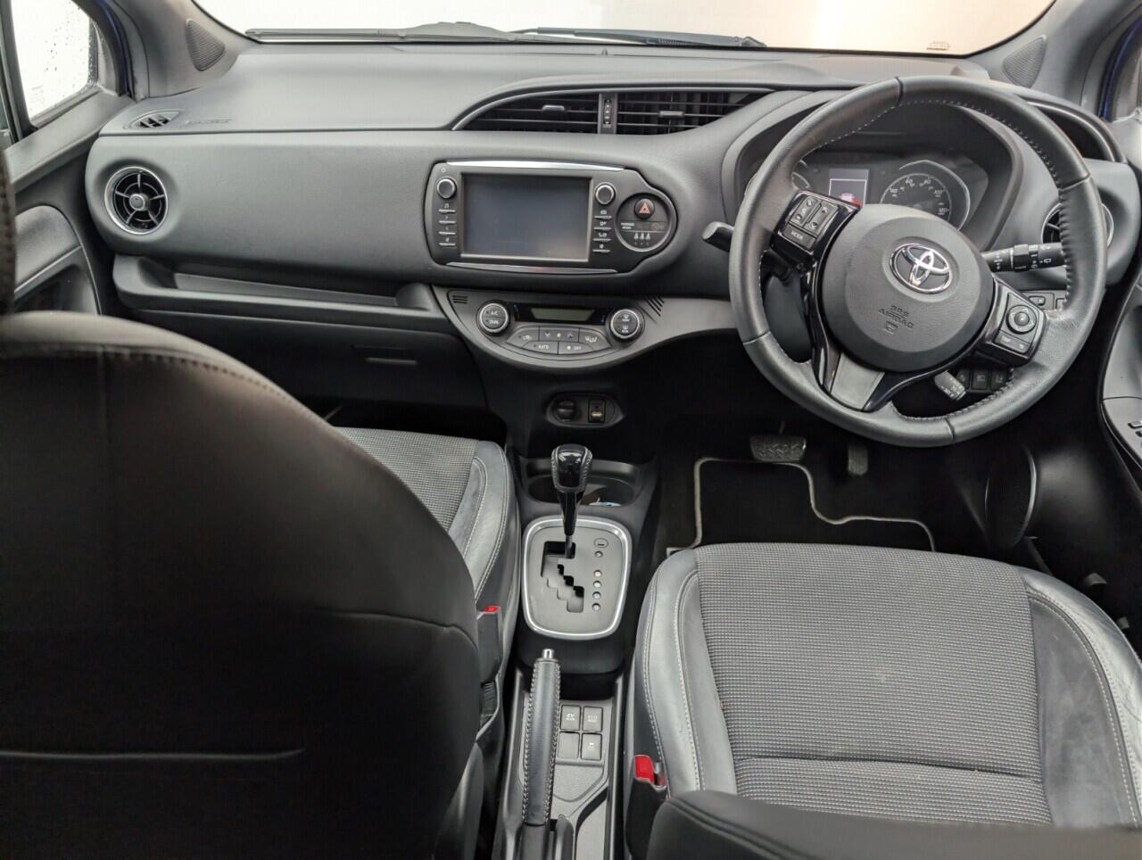 Used Toyota Yaris 2017 for sale - 77144014: Photo 21