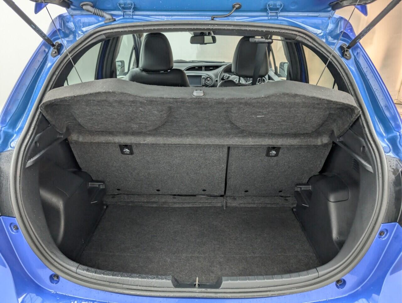 Used Toyota Yaris 2017 for sale - 77144014: Photo 23