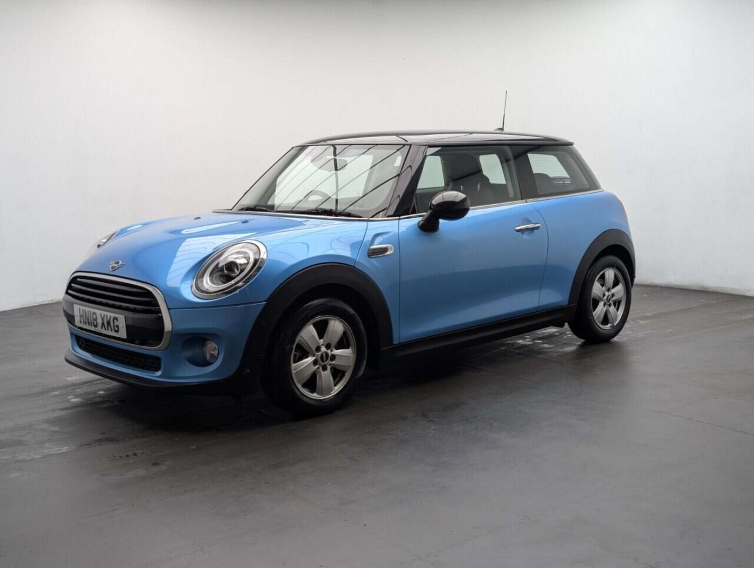 Used MINI Hatch 2018 for sale - 77713030: Photo 4