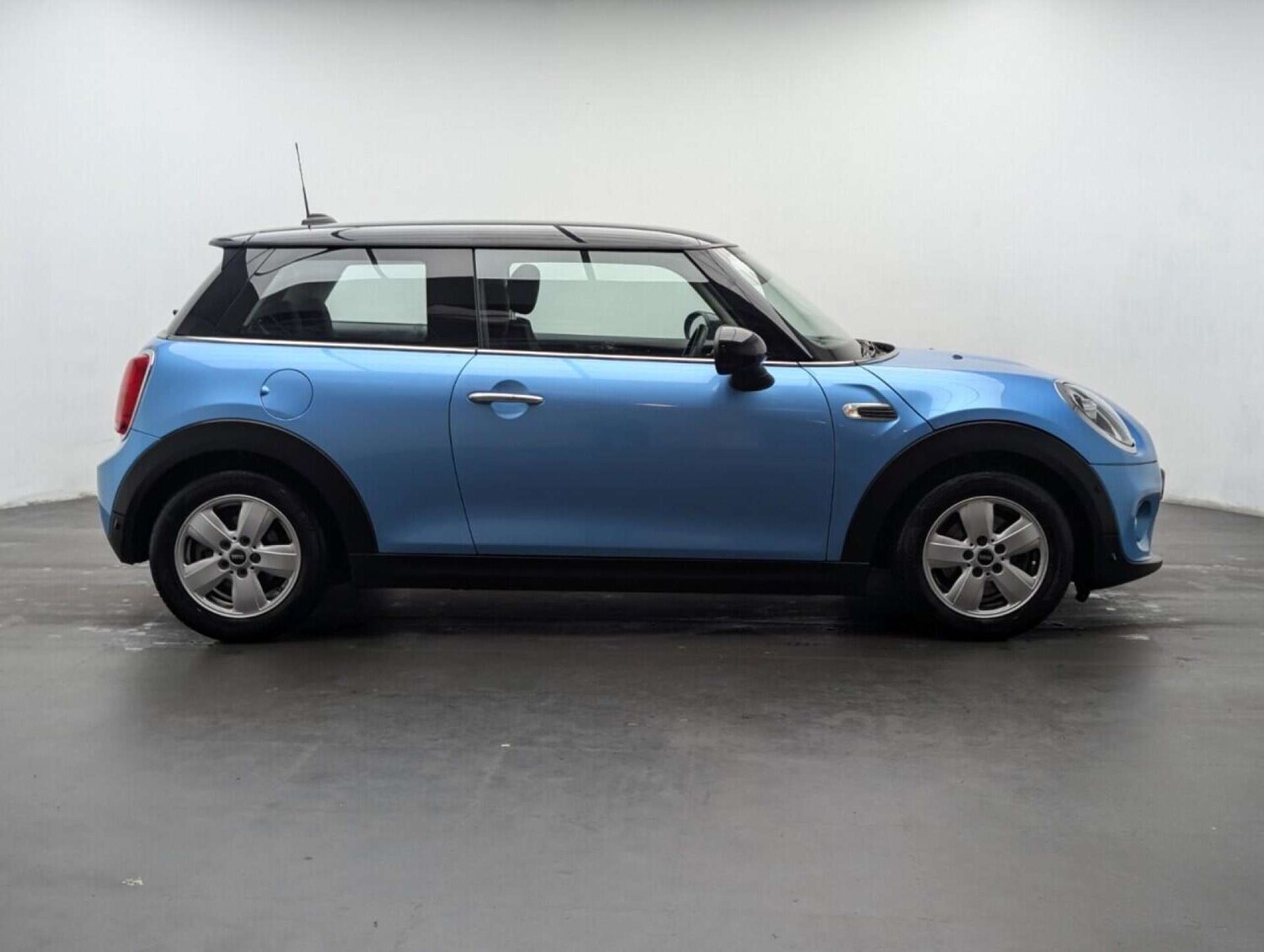 Used MINI Hatch 2018 for sale - 77713030: Photo 9