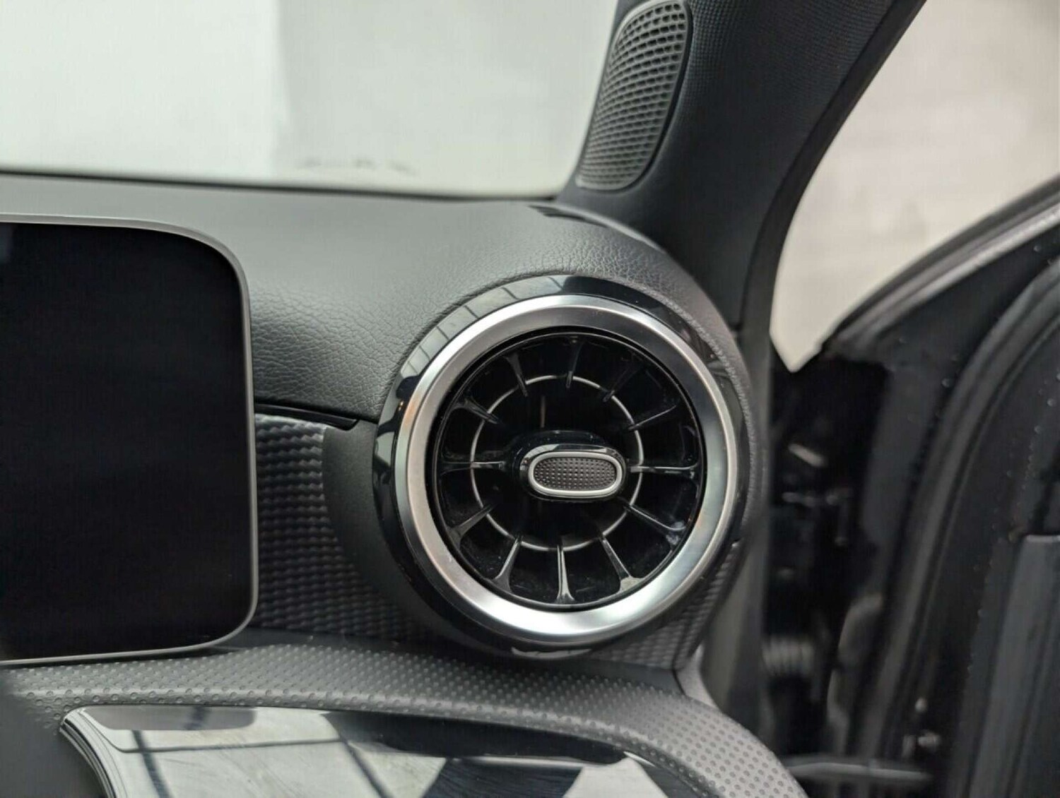 Used Mercedes-Benz A-Class 2018 for sale - 77714268: Photo 32