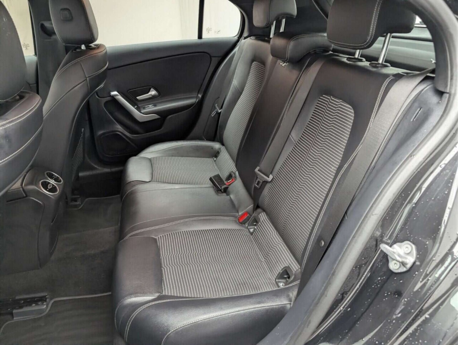 Used Mercedes-Benz A-Class 2018 for sale - 77714268: Photo 38