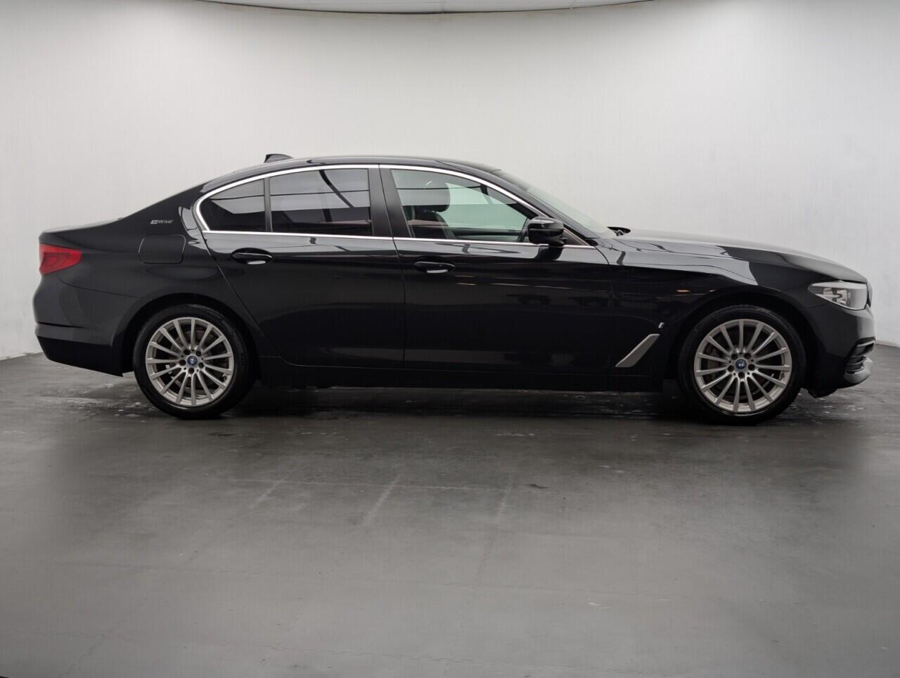 Used BMW 5 Series 2019 for sale - 77029389: Photo 9