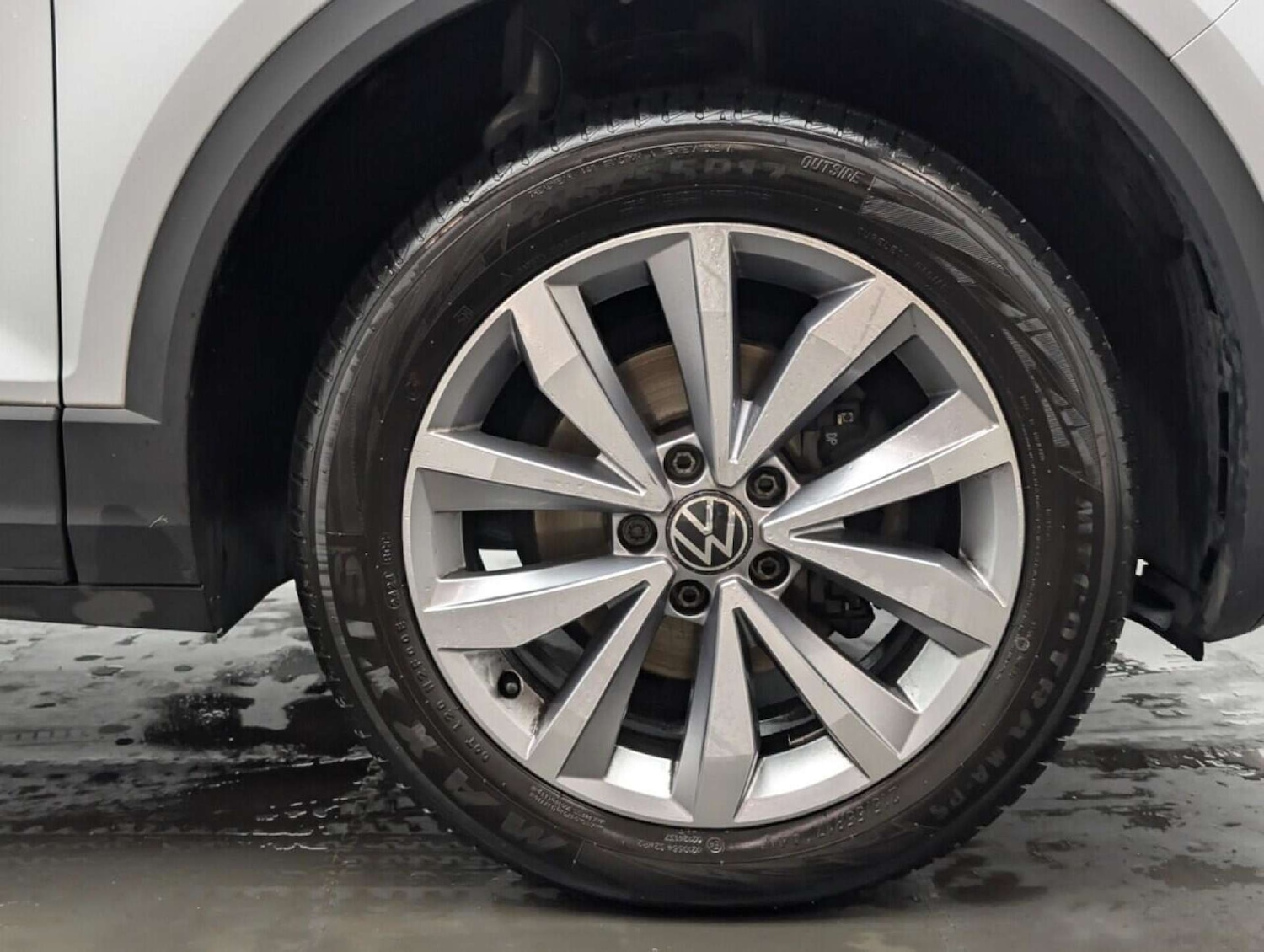 Used Volkswagen T-Roc 2020 for sale - 77762275: Photo 10