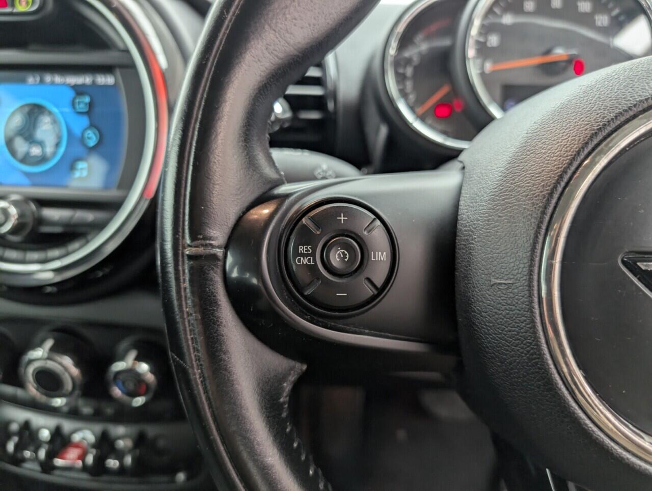 Used MINI Clubman 2018 for sale - 76423889: Photo 18