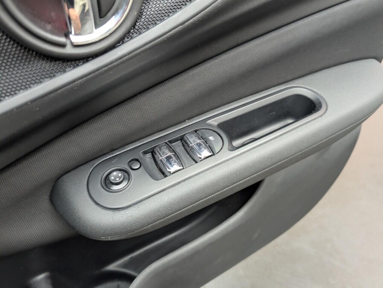 Used MINI Clubman 2018 for sale - 76423889: Photo 21