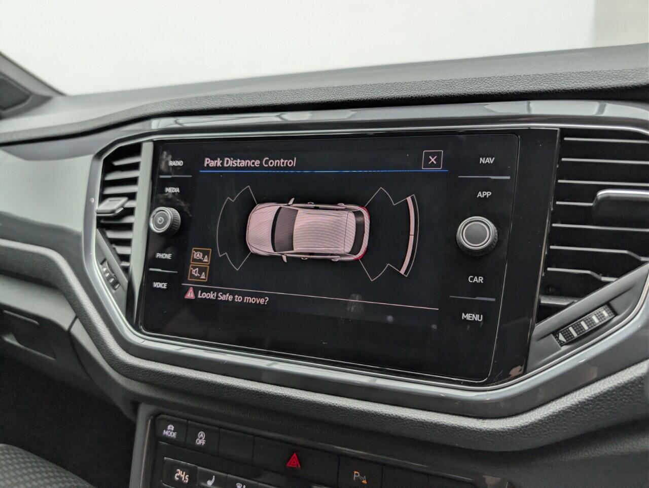 Used Volkswagen T-Roc 2021 for sale - 76735217: Photo 27