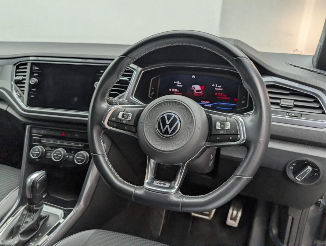 Used Volkswagen T-Roc 2021 for sale - 76735217: Photo 35