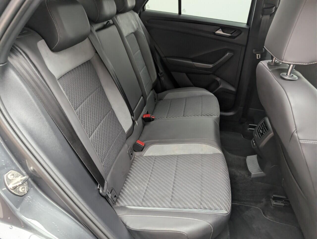 Used Volkswagen T-Roc 2021 for sale - 76735217: Photo 37