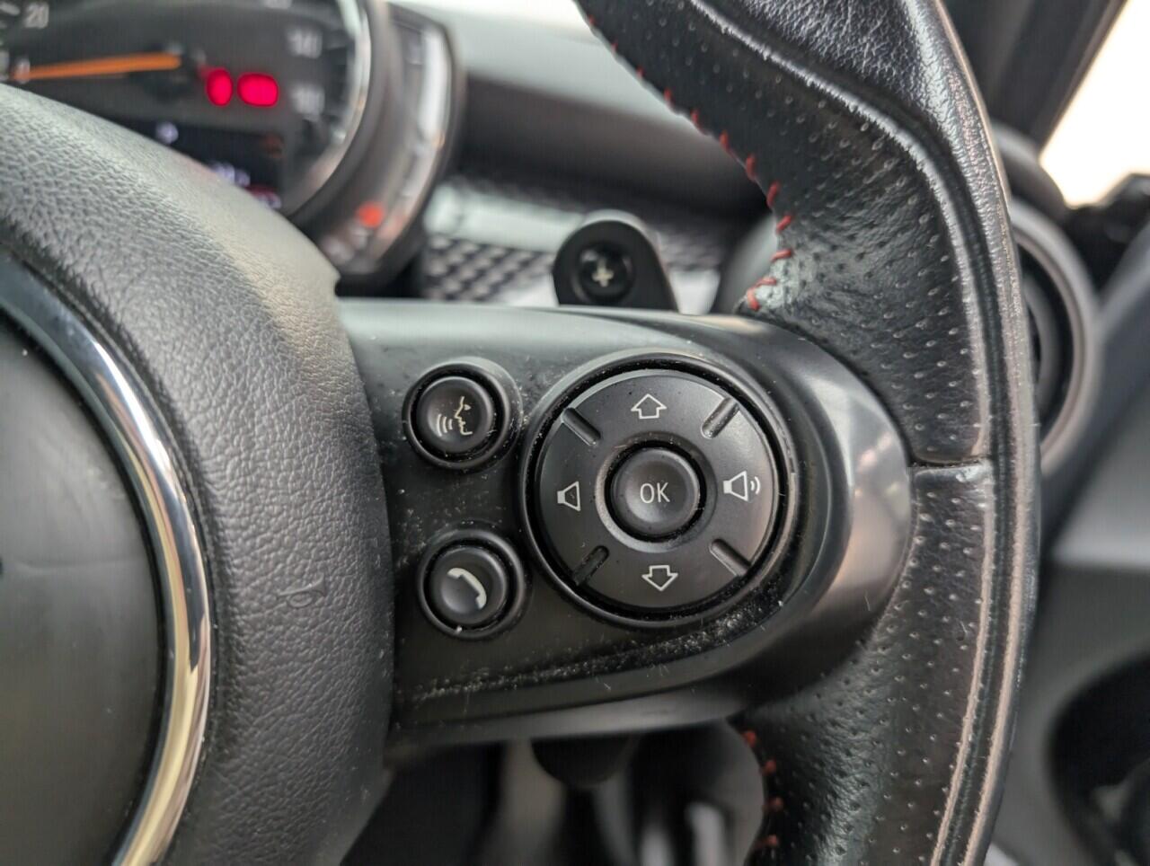 Used MINI Hatch 2018 for sale - 77683538: Photo 18