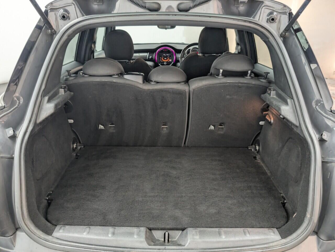 Used MINI Hatch 2018 for sale - 77683538: Photo 24