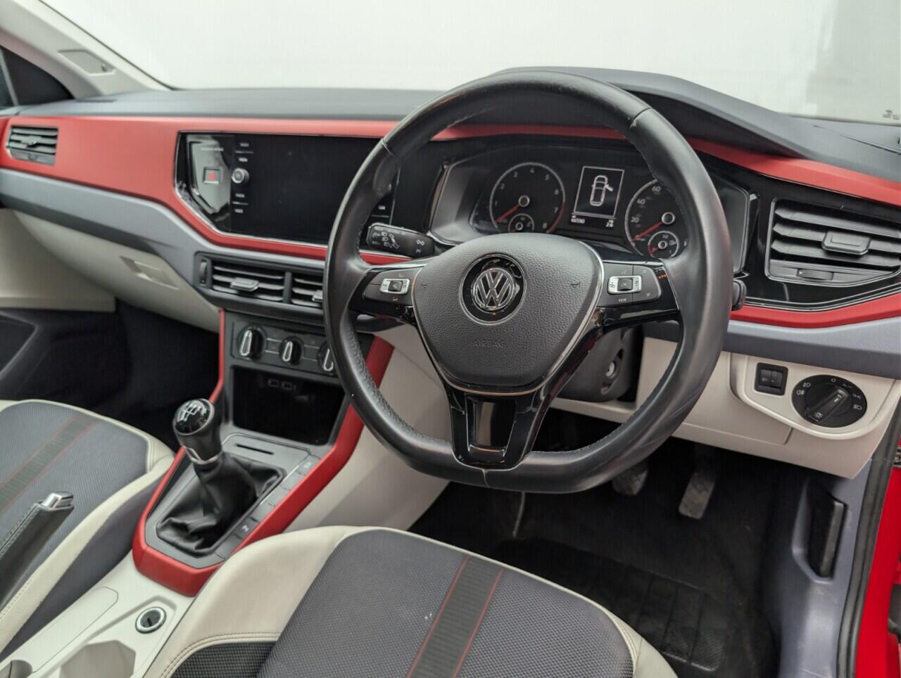 Used Volkswagen Polo 2019 for sale - 76942583: Photo 11