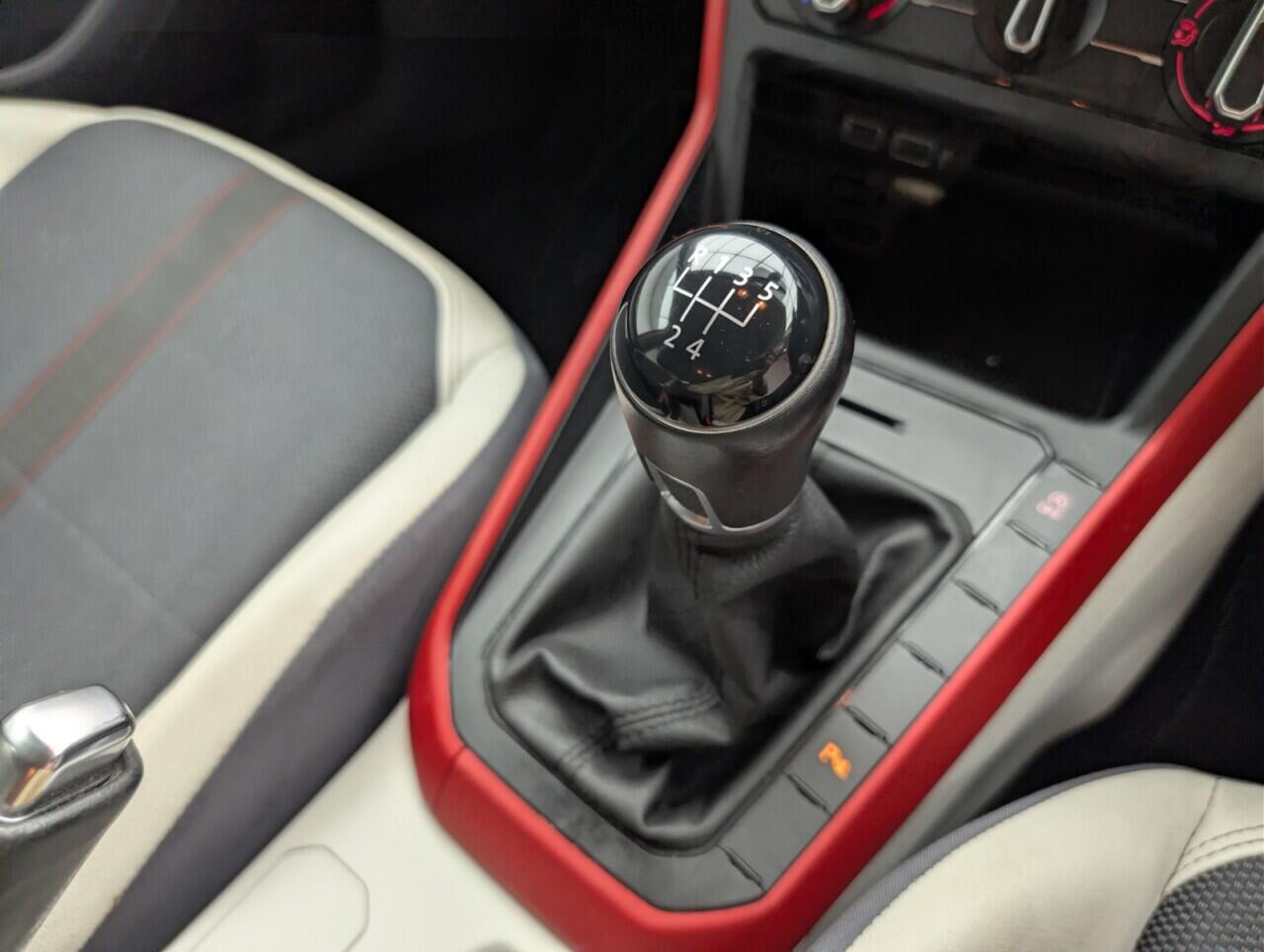 Used Volkswagen Polo 2019 for sale - 76942583: Photo 17