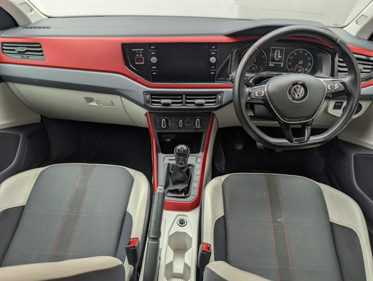 Used Volkswagen Polo 2019 for sale - 76942583: Photo 24