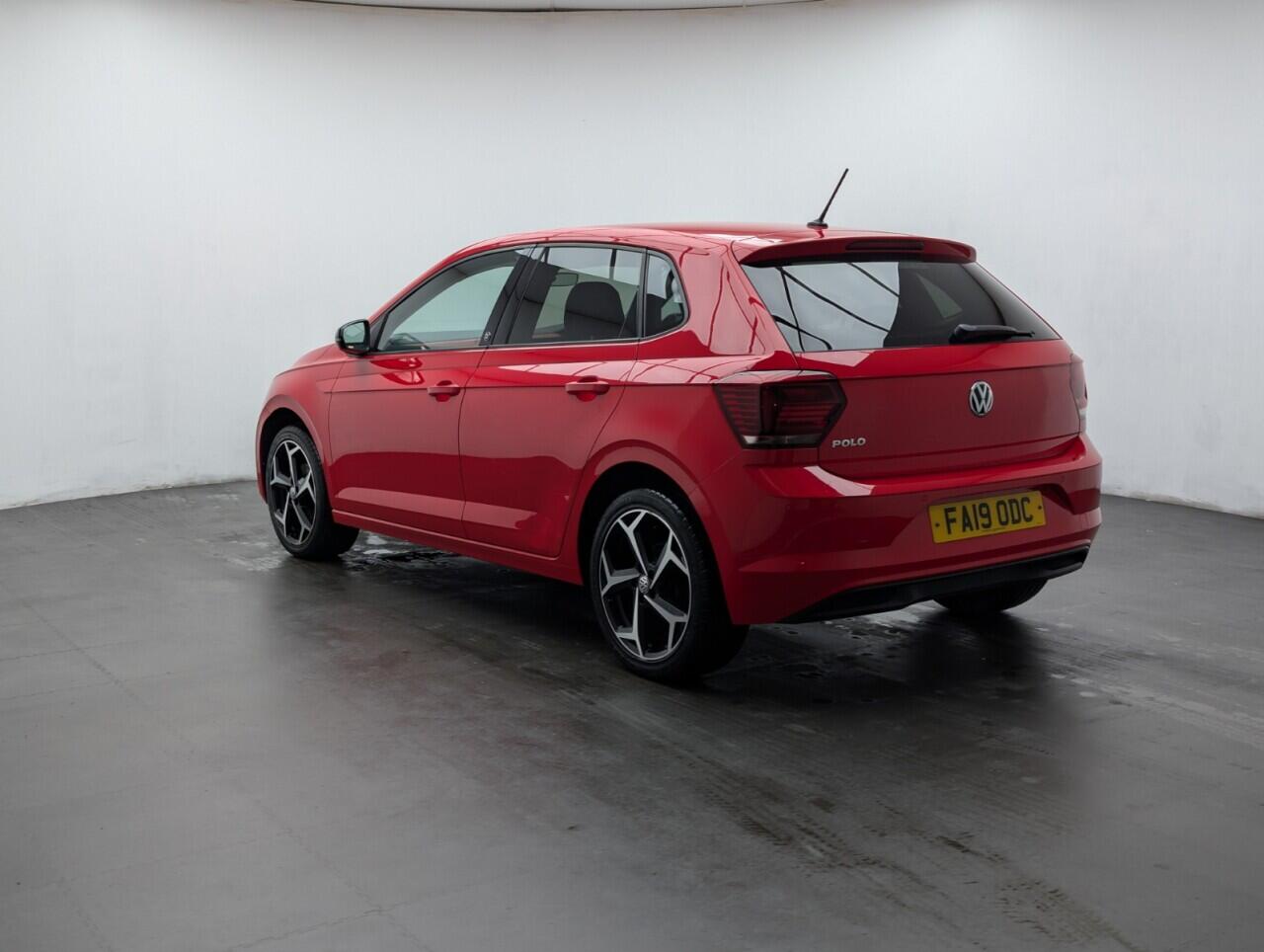 Used Volkswagen Polo 2019 for sale - 76942583: Photo 6