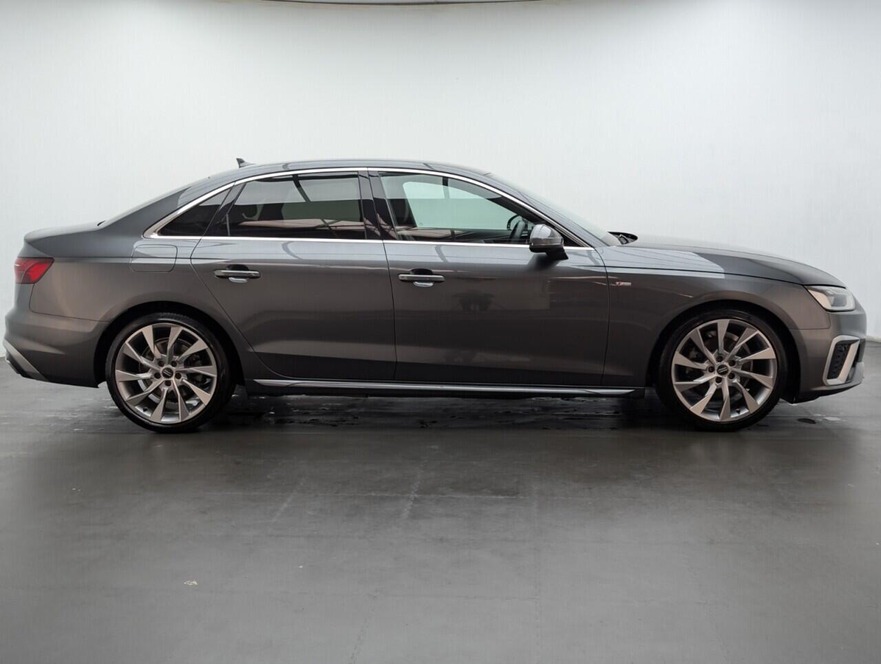 Used Audi A4 2020 for sale - 76561646: Photo 9