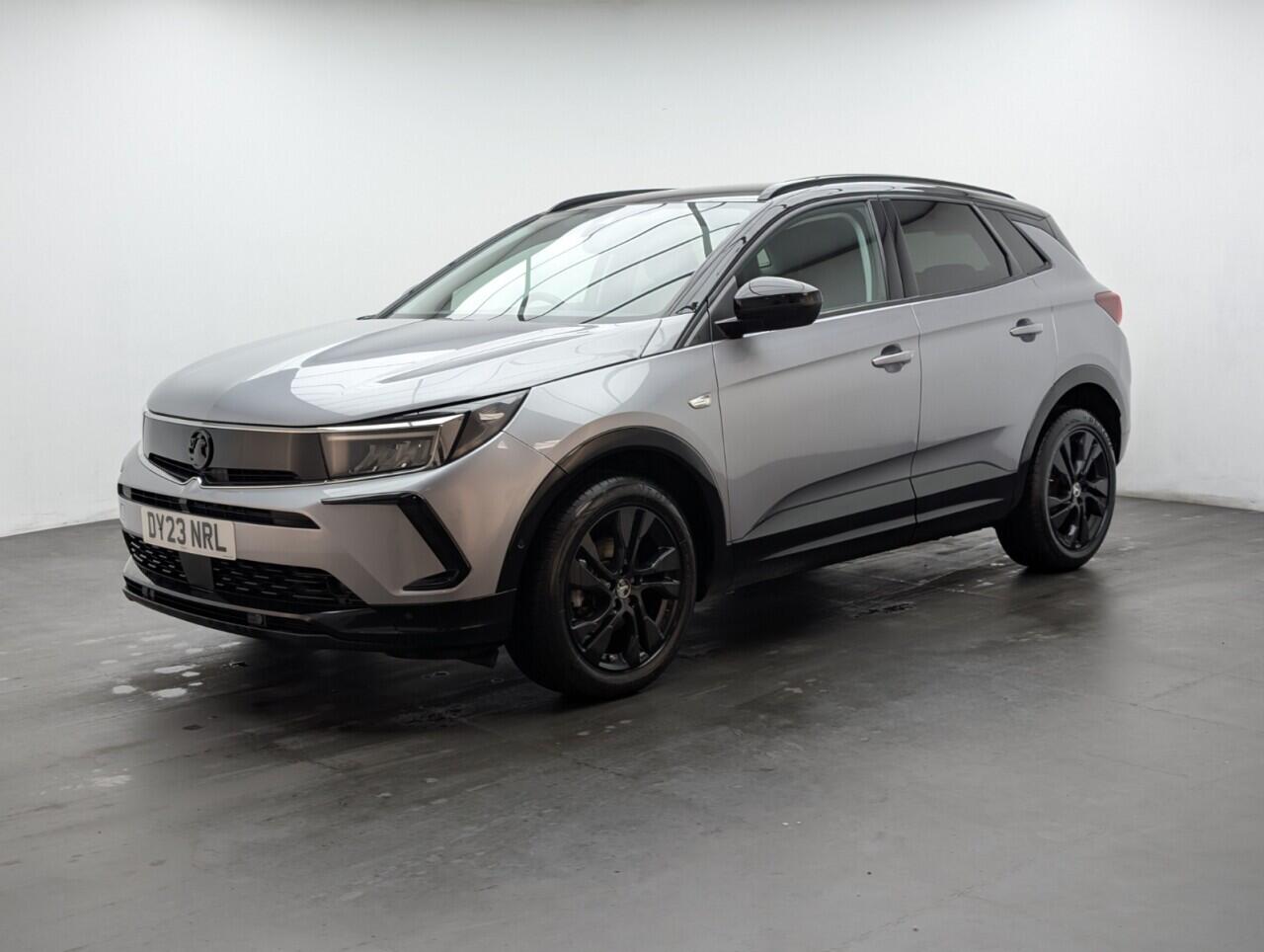 Used Vauxhall Grandland 2023 for sale - 76560933: Photo 4