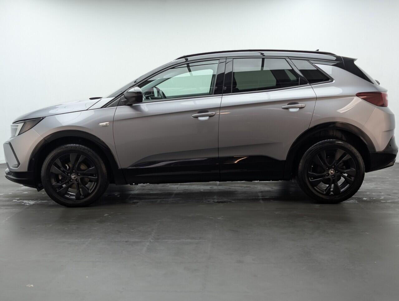 Used Vauxhall Grandland 2023 for sale - 76560933: Photo 5