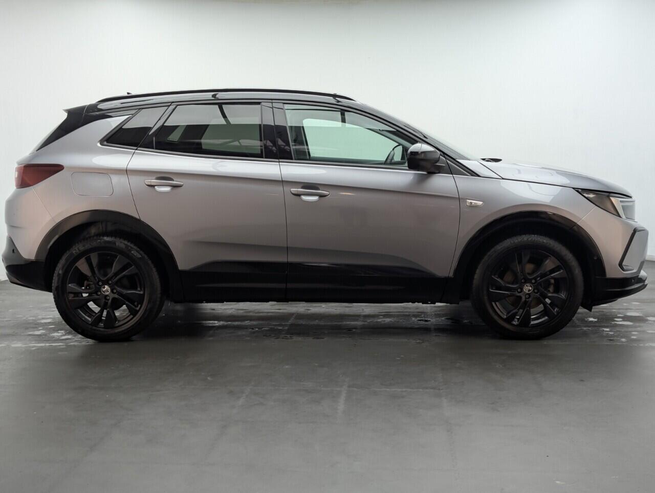 Used Vauxhall Grandland 2023 for sale - 76560933: Photo 9