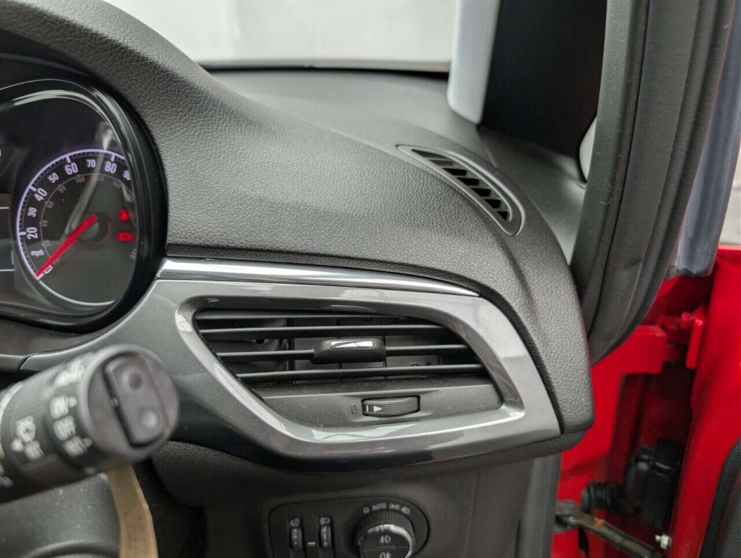 Used Vauxhall Corsa 2018 for sale - 77714760: Photo 18