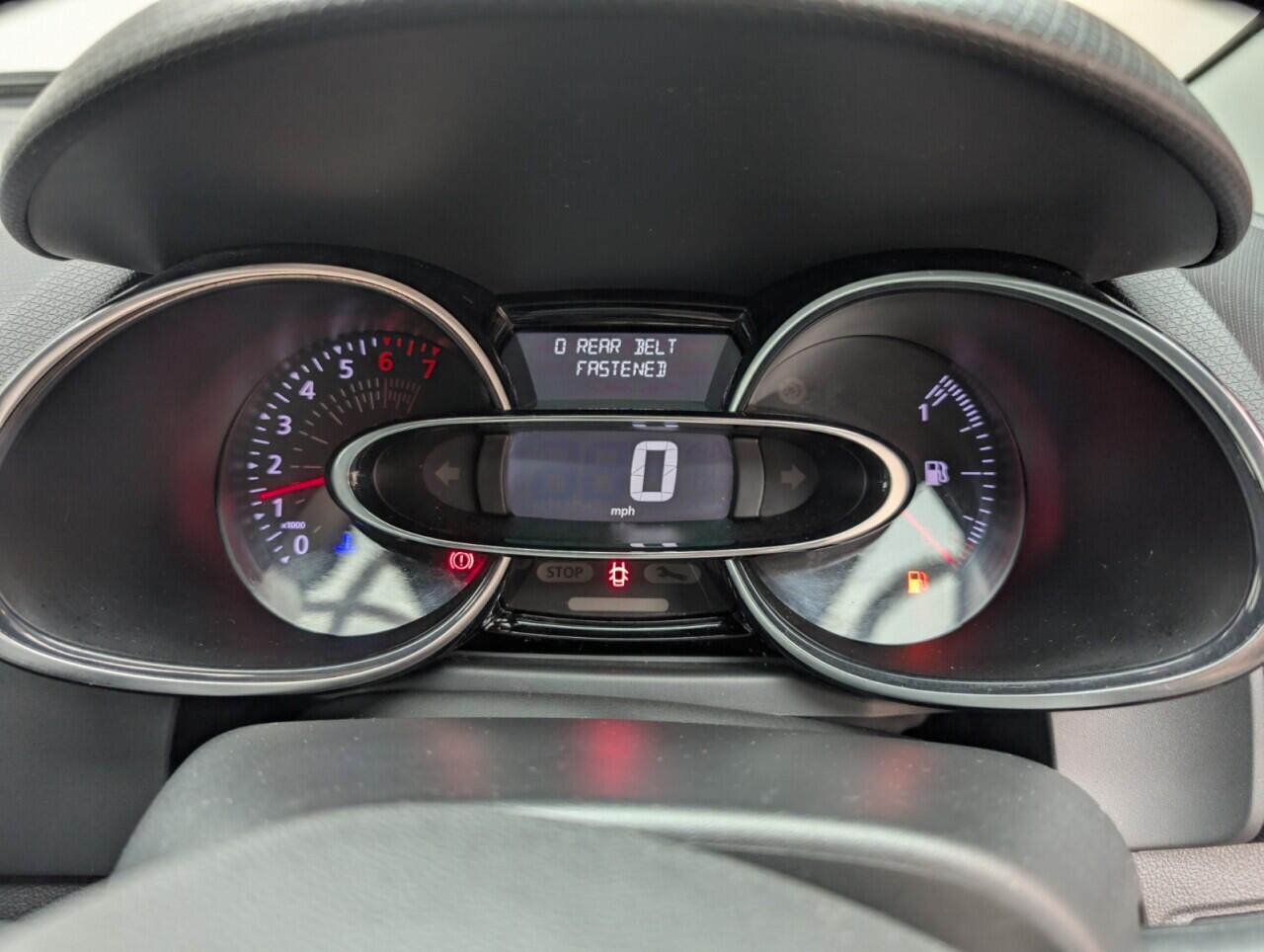 Used Renault Clio 2017 for sale - 76425605: Photo 17