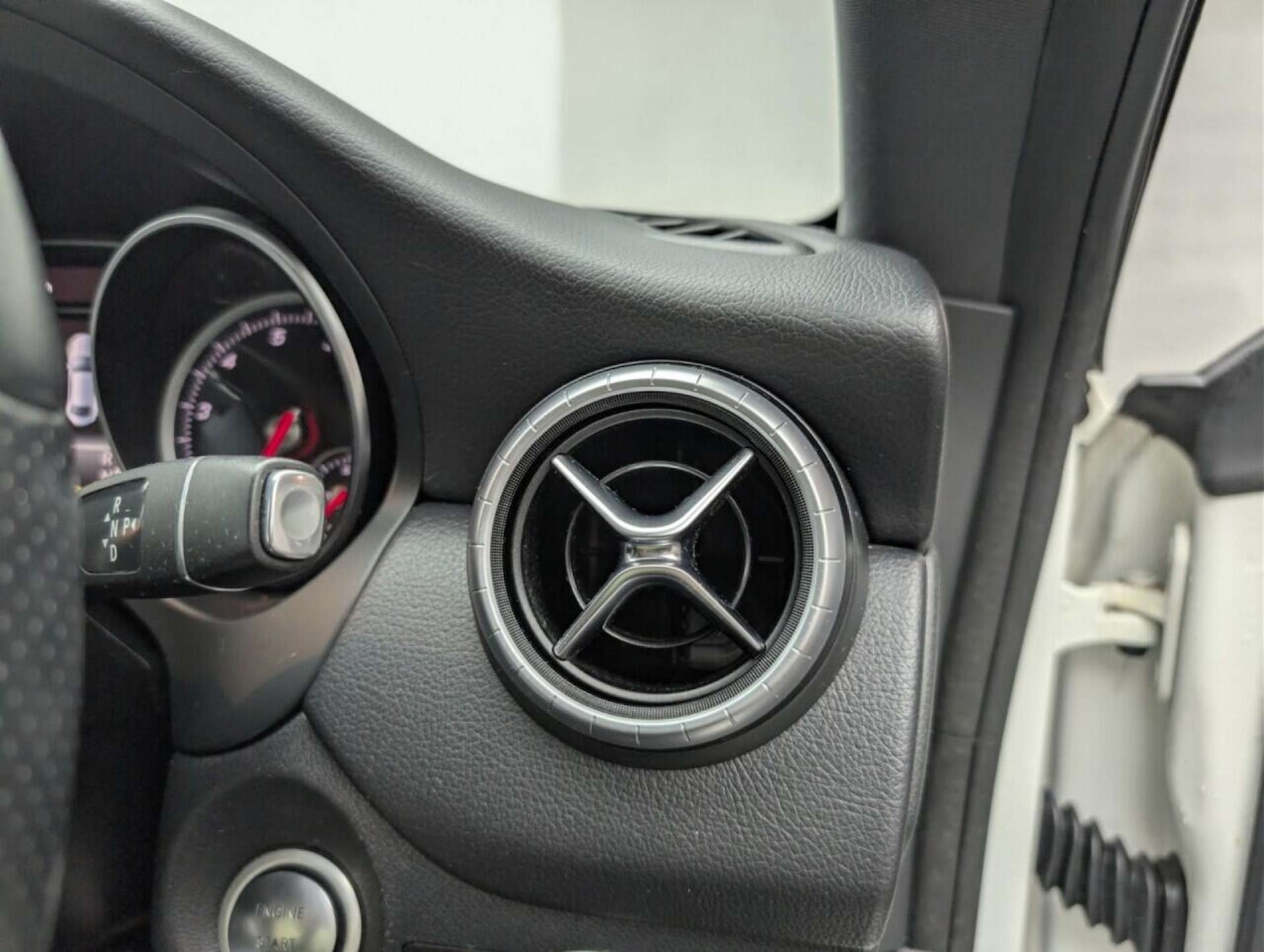 Used Mercedes-Benz CLA 2017 for sale - 77830683: Photo 22