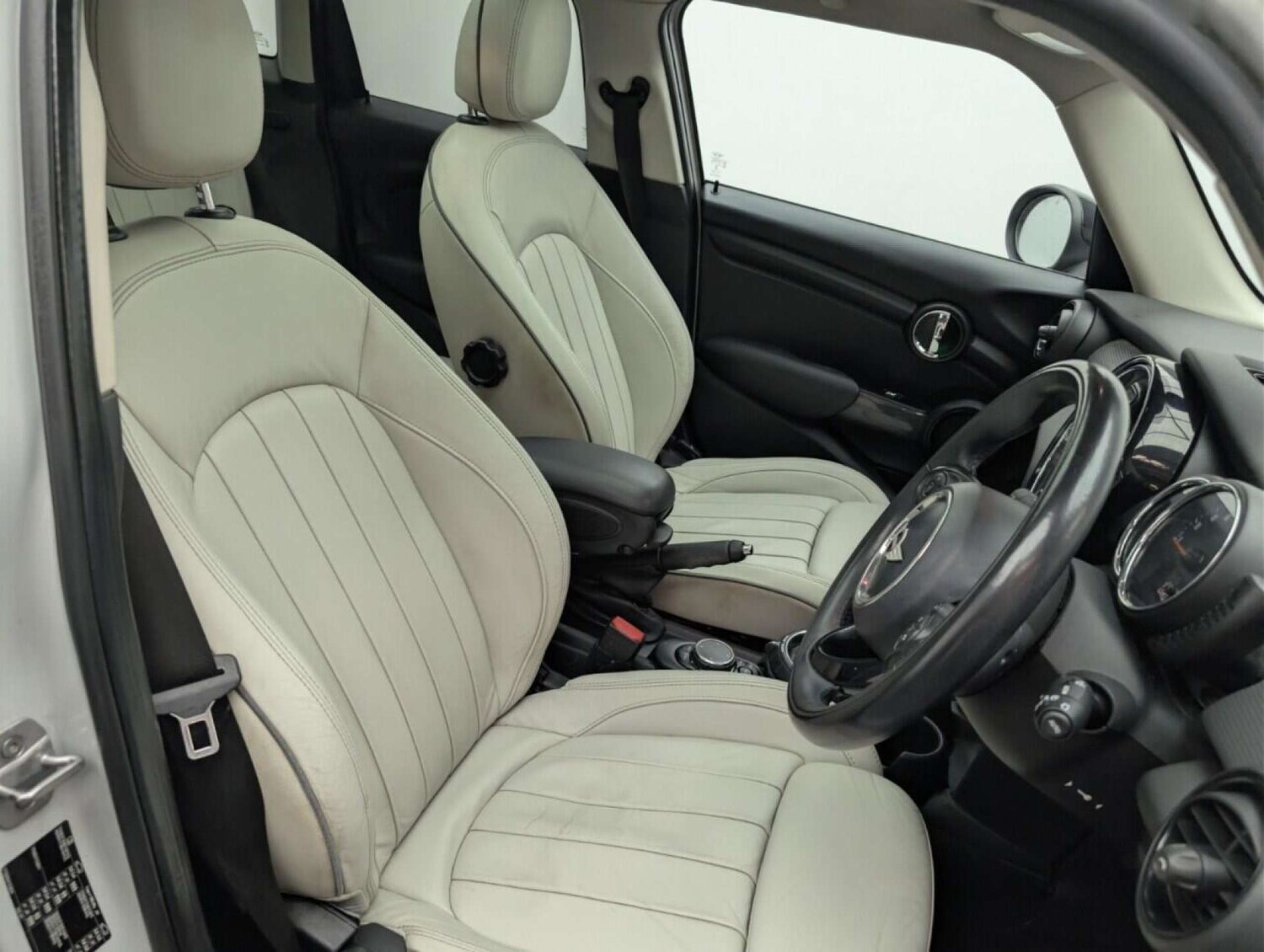 Used MINI Hatch 2016 for sale - 77713174: Photo 12